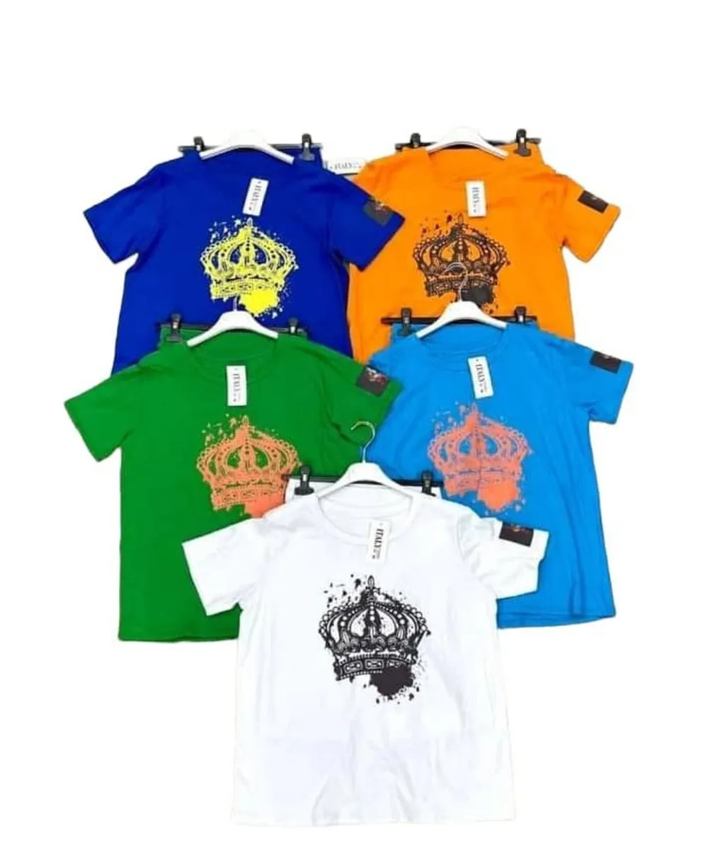 Short sleeve top, shorts - Image 3