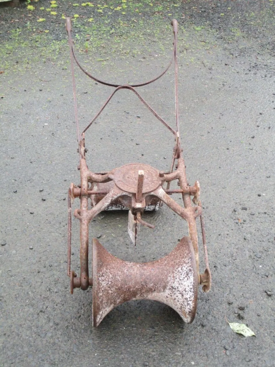 Pierce Of Wexford Turnip Sower - Image 2