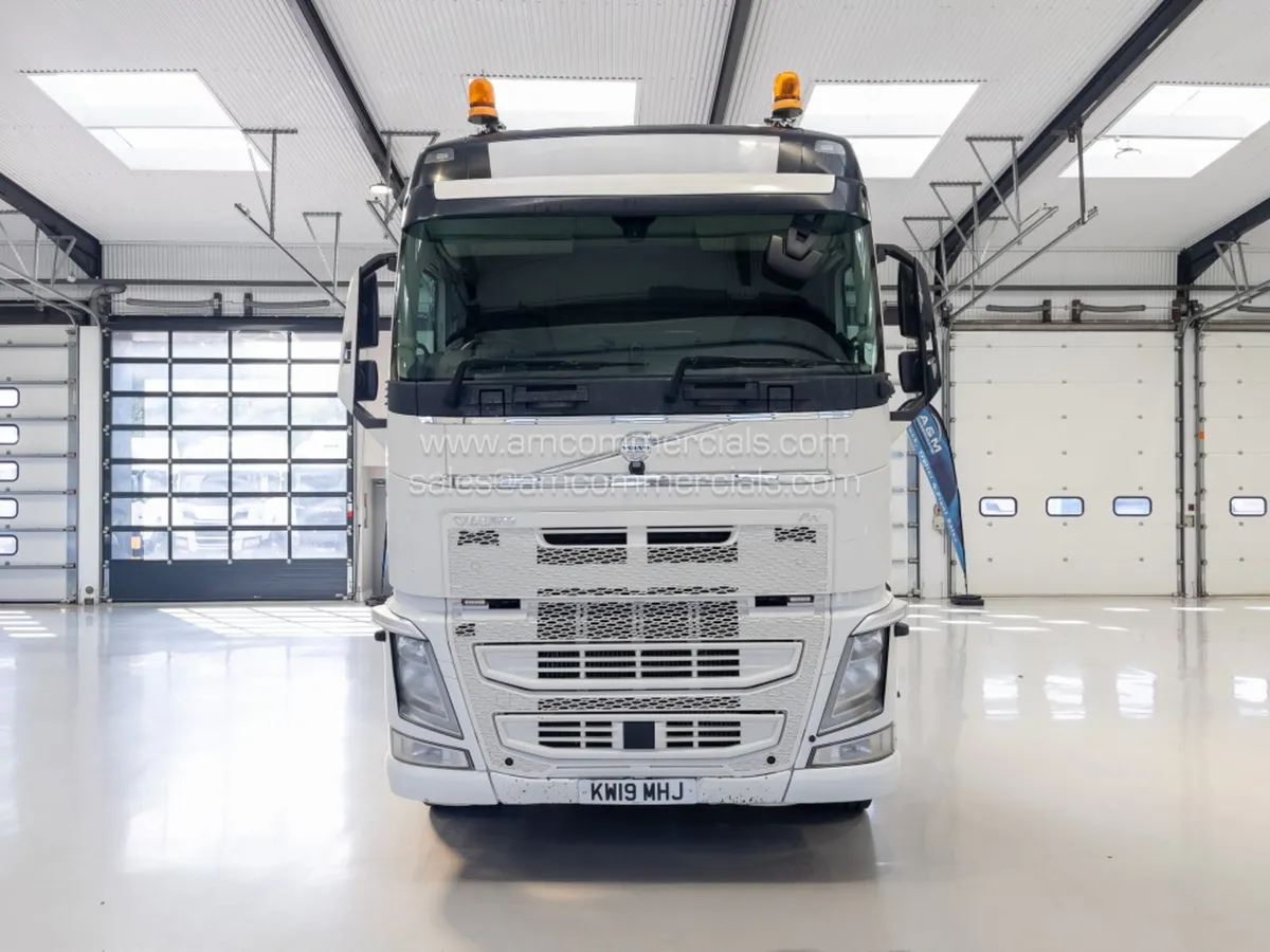 2019 VOLVO FH 500 GLOBETROTTER XL - Image 2