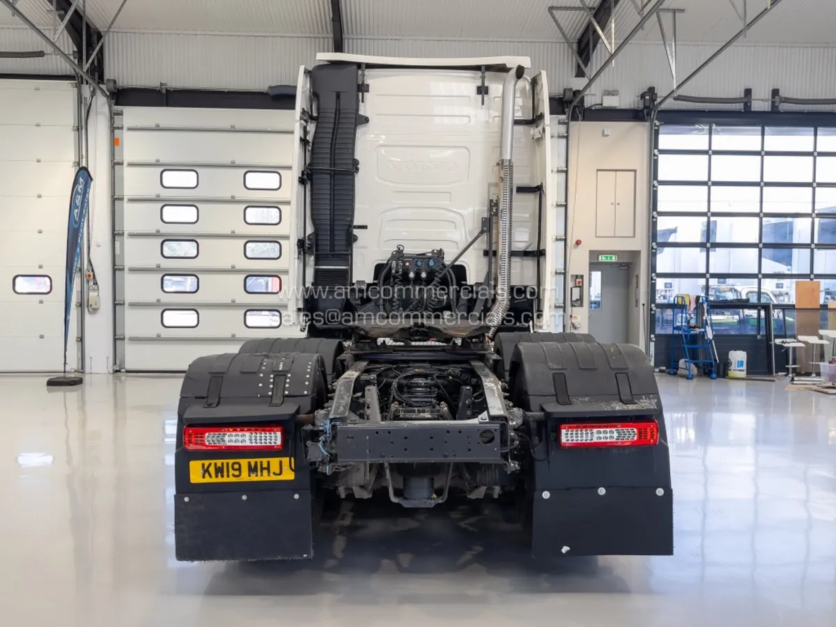 2019 VOLVO FH 500 GLOBETROTTER XL - Image 4
