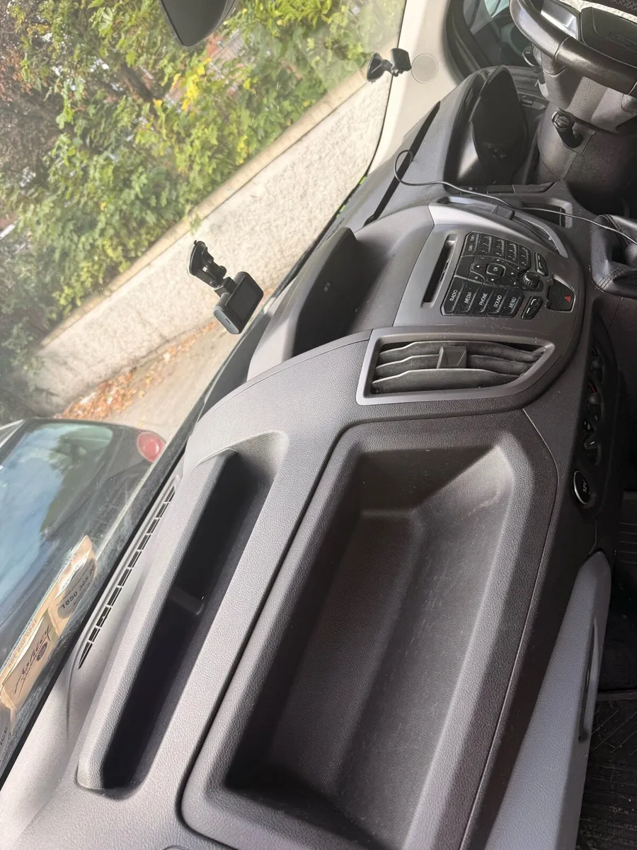 2018 Ford Transit   Mint. - Image 4