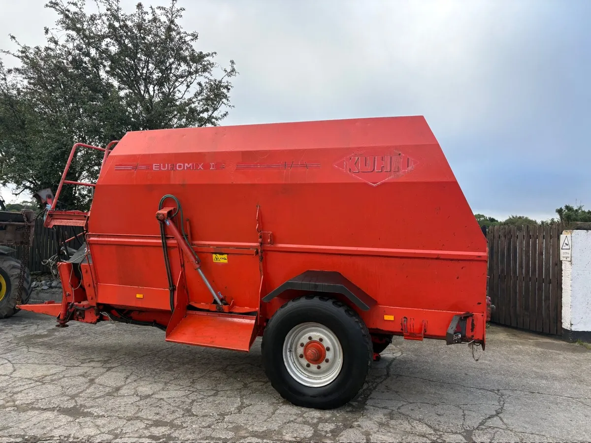 Kuhn 1460 Diet Feeder - Image 4