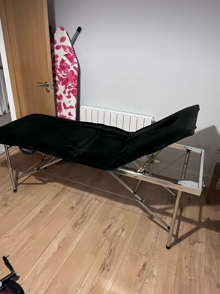 Massage/ Beauty Table - Image 1