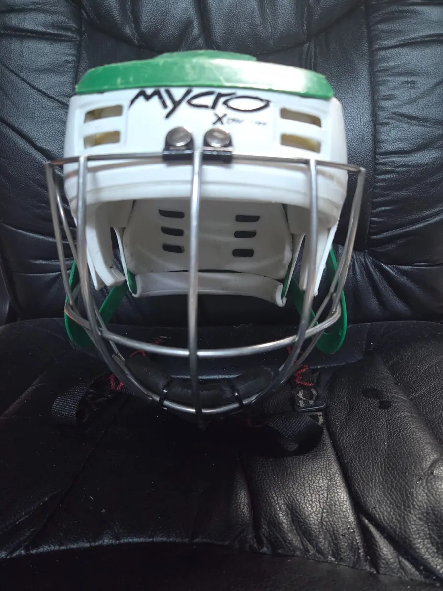 Hurling Helmet - Image 2