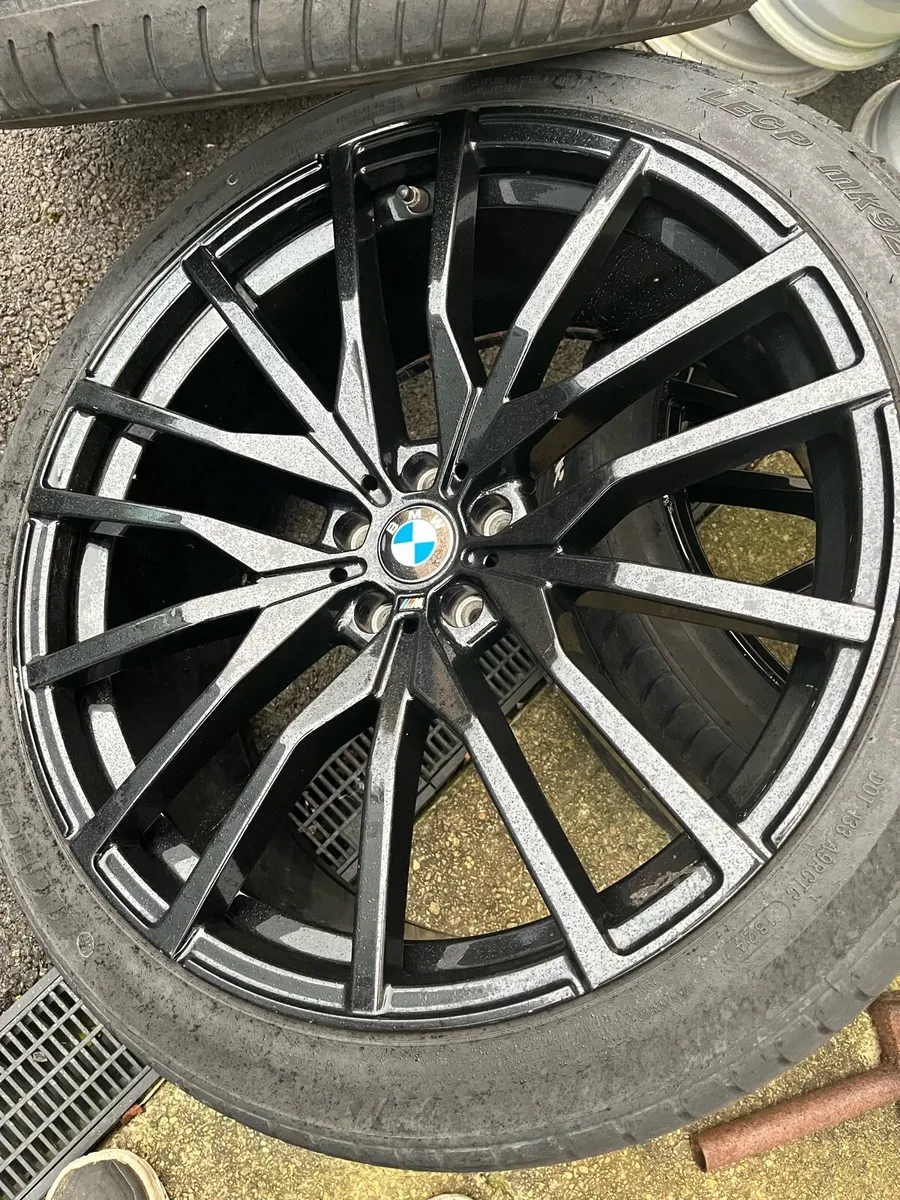 BMW x5 alloy wheels 22” Msport - Image 4