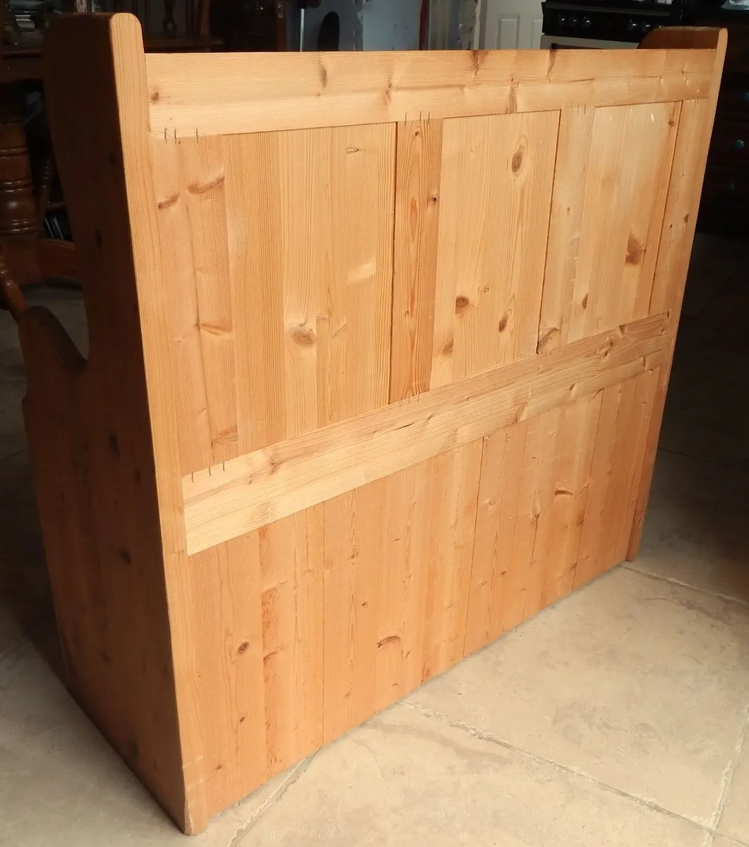 Small Pine Storage Monks Bench/Settle - Image 4