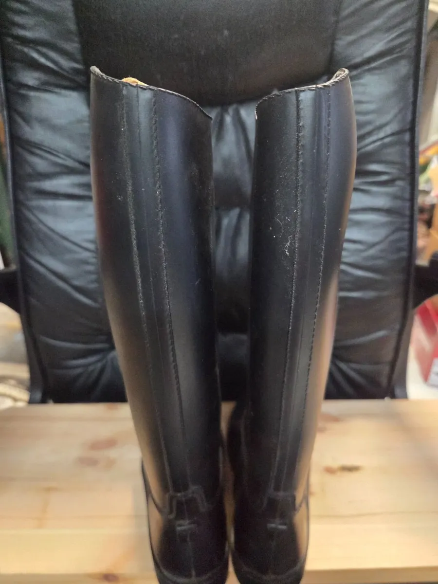 Horse riding boots - Image 1
