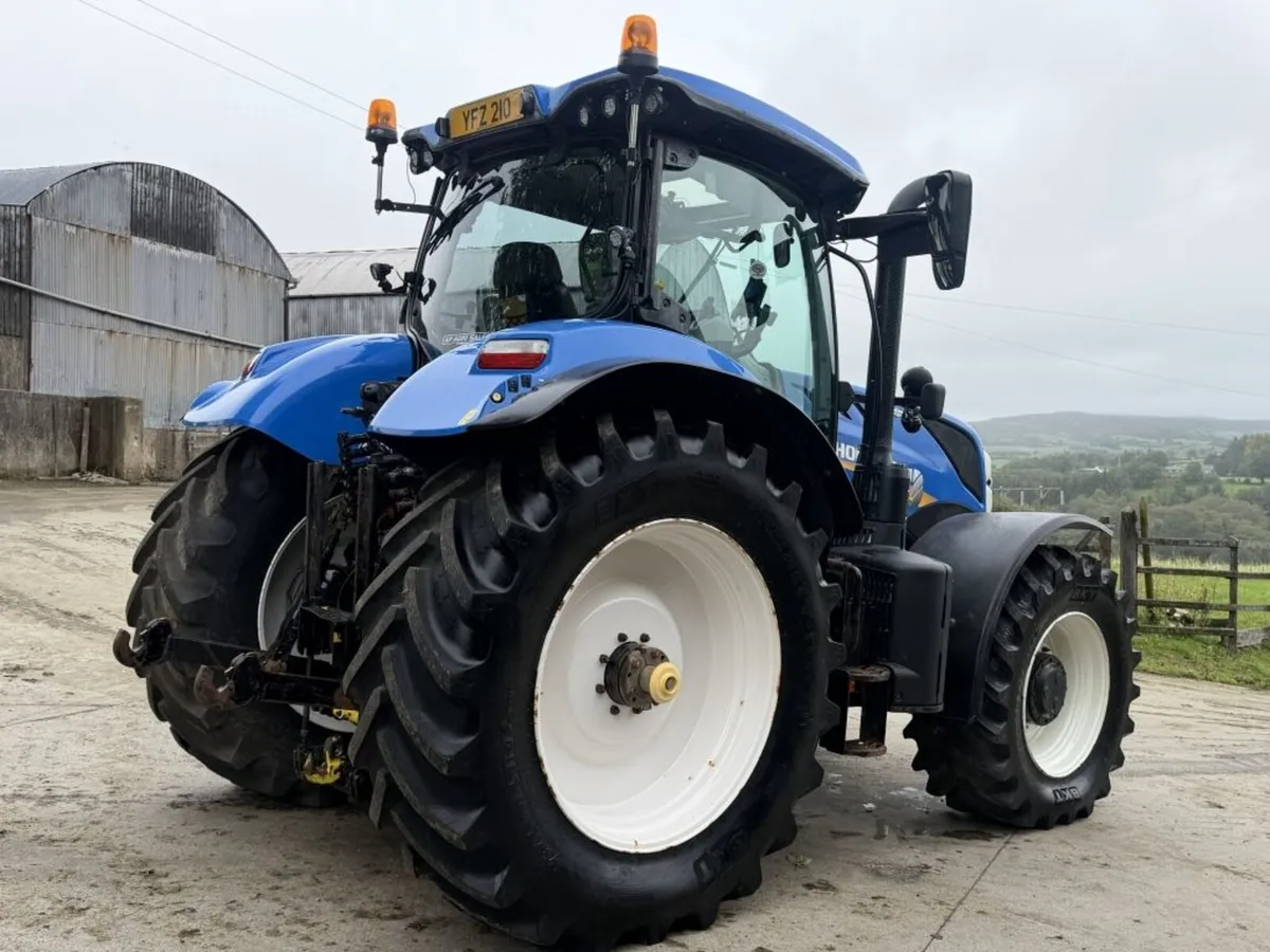 NEWHOLLAND T7.210 AUTOCOMMAND - Image 2