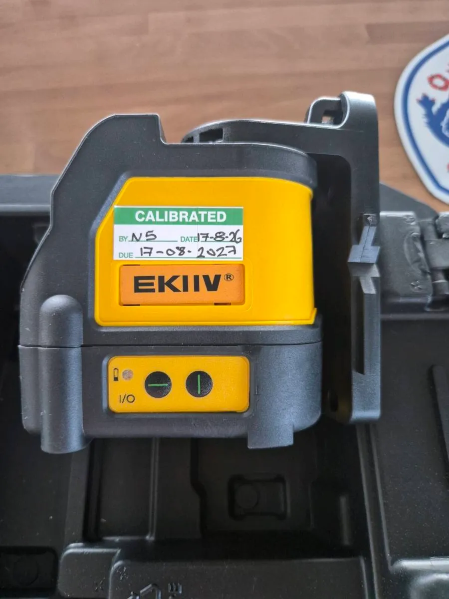 Crossline laser level - Image 1