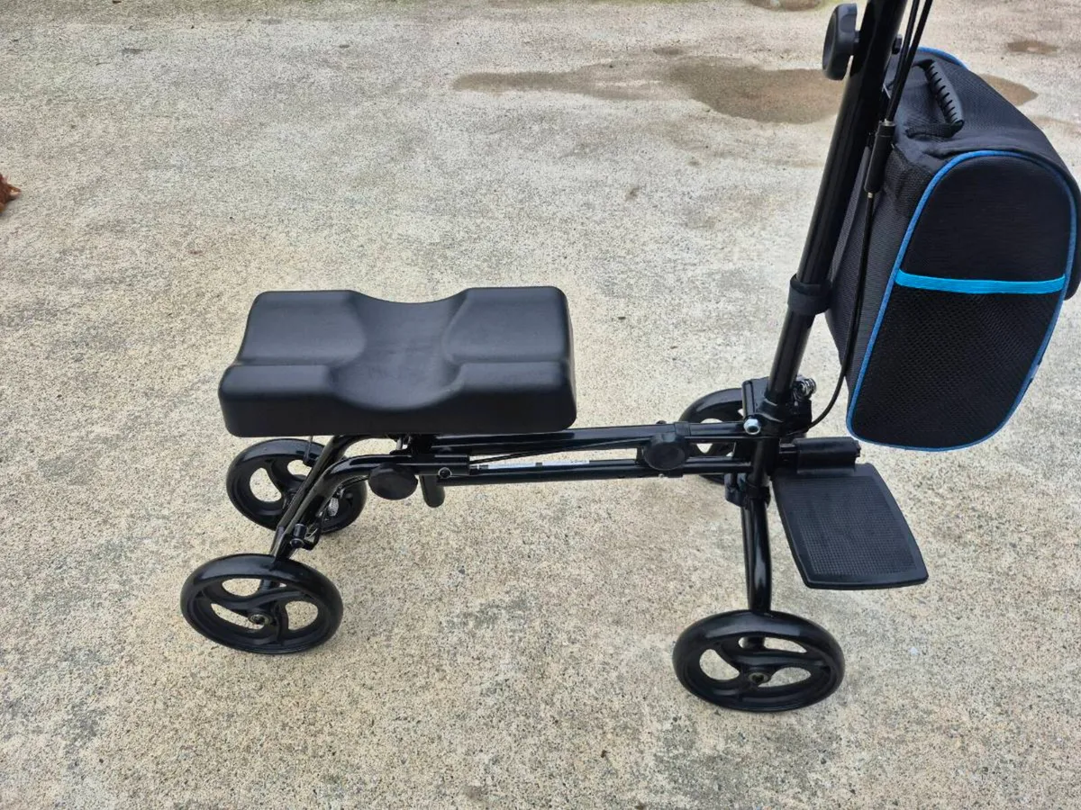 Knee scooter - Image 1