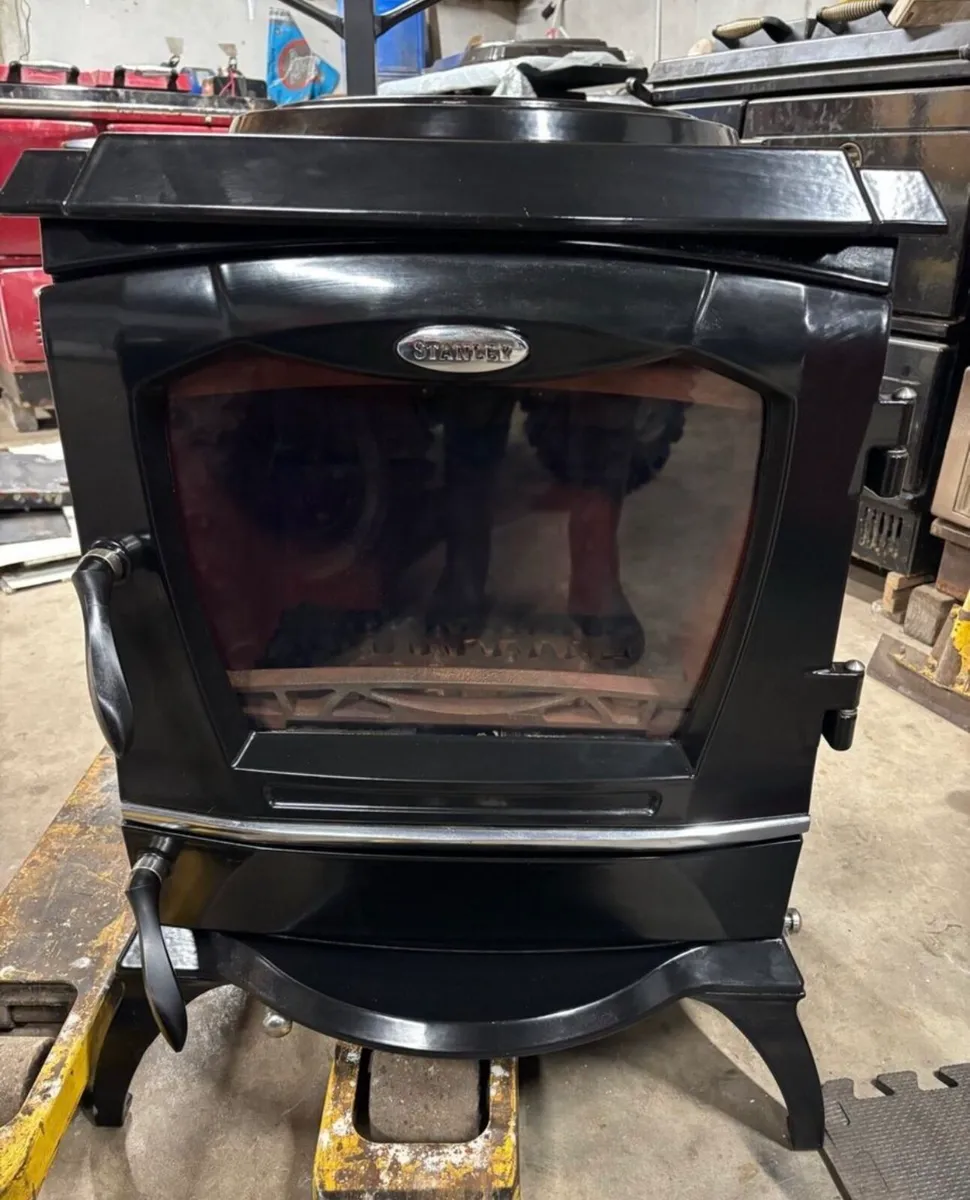 Stanley Reginald stove - Image 1