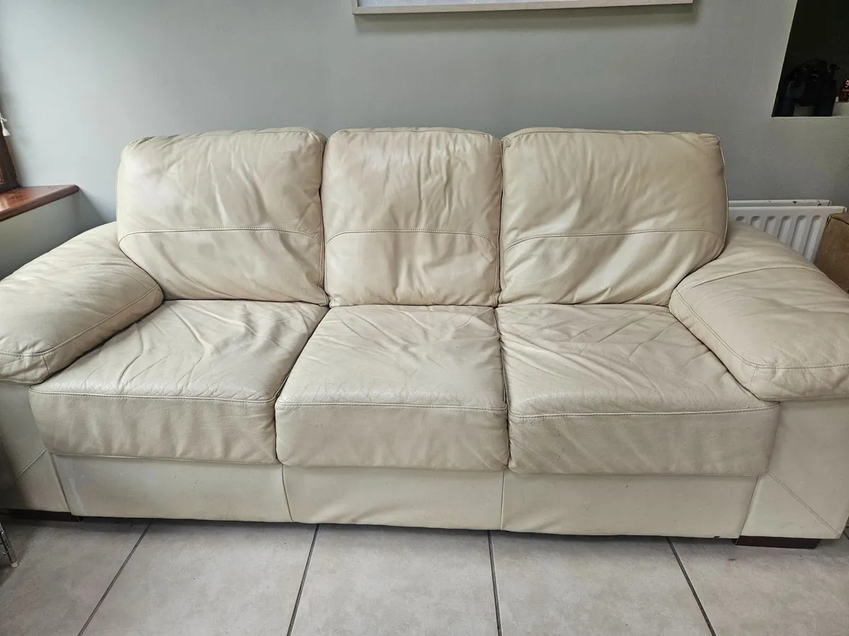 Cream leather 3 seater sofa - Image 3