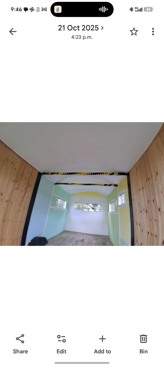 Mobile living space/trailer - Image 1