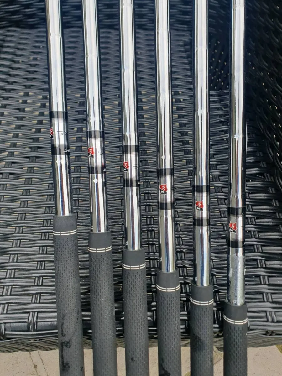 As new wilson staff d7 irons - Image 4