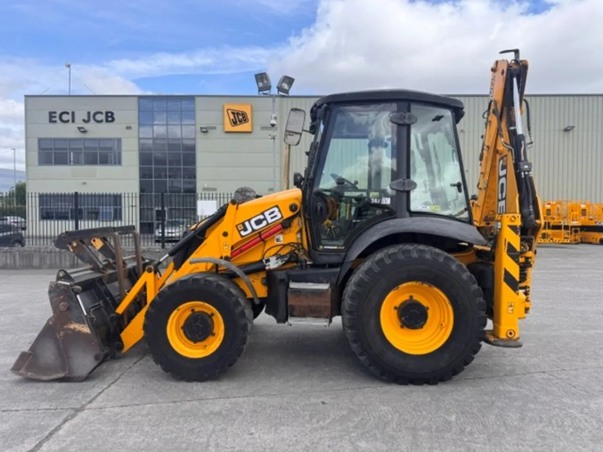 2019 JCB 3CX CONTRACTOR, 4556HOURS - Image 1