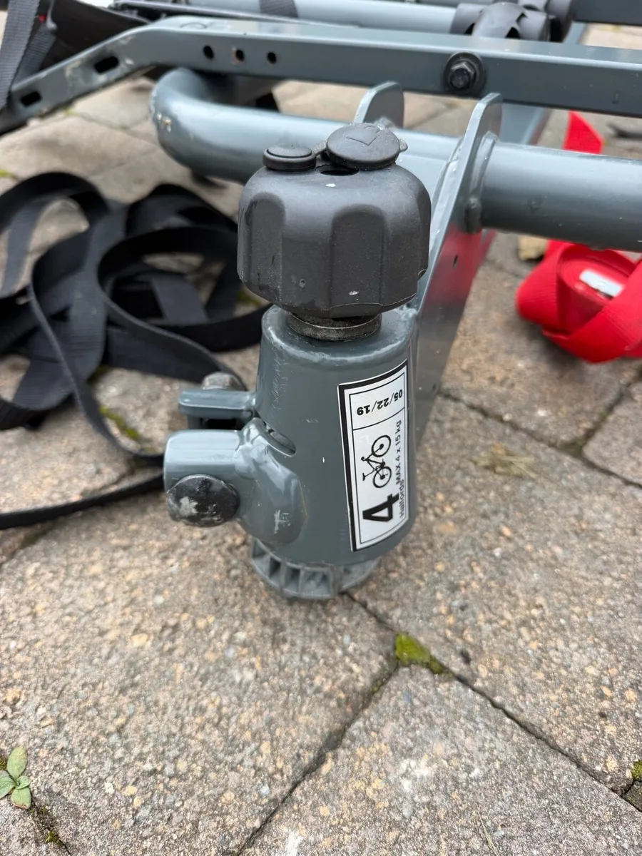 Tow Bike Rack for 4 Bikes Halfords - Image 3