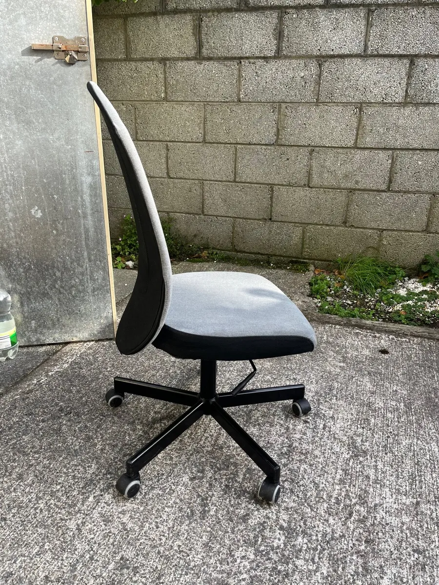 Office chair - Image 4