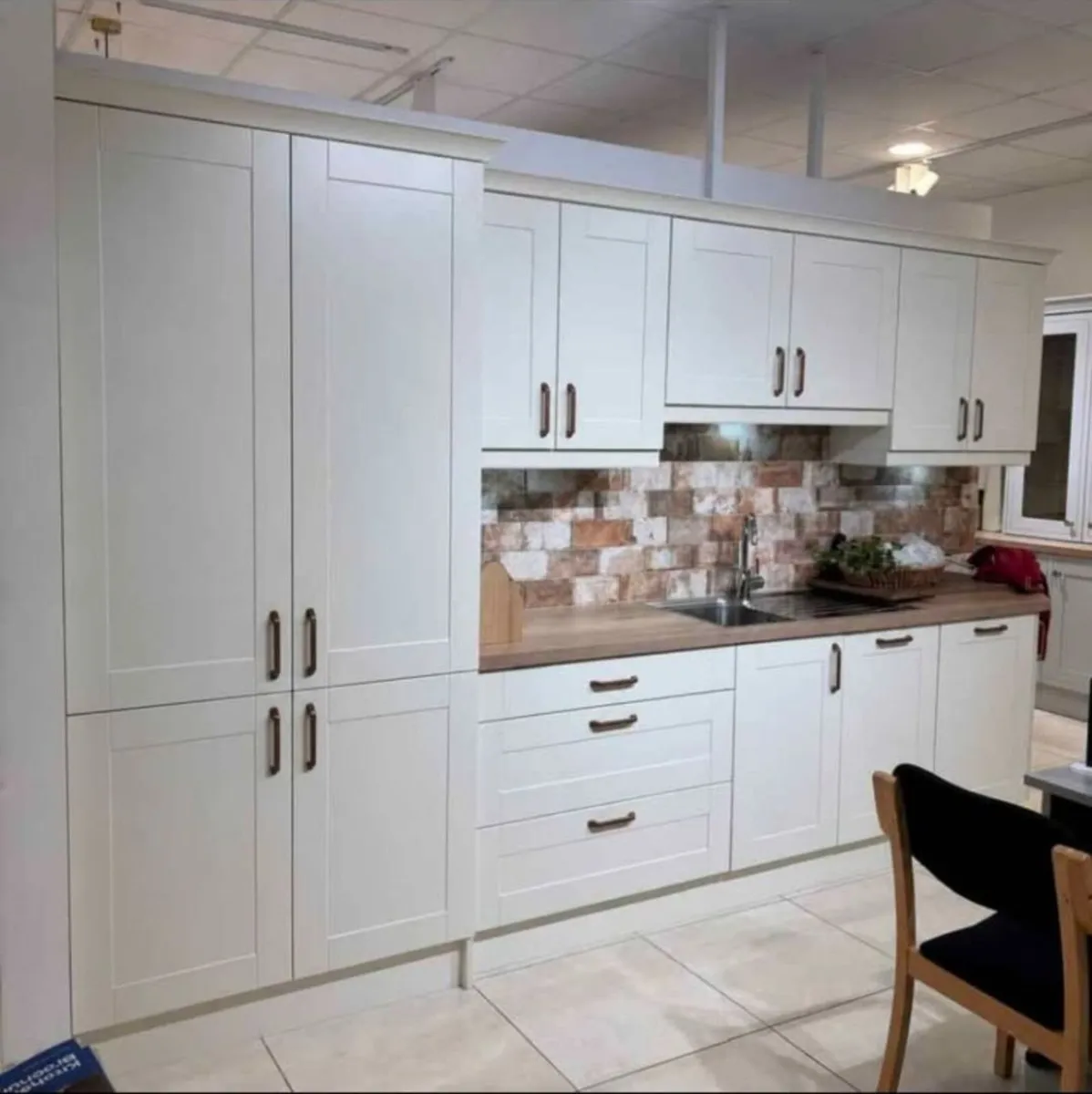 Kitchen - Image 1