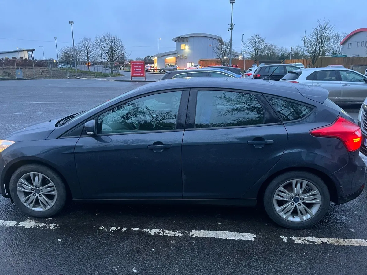 Ford focus - Image 2