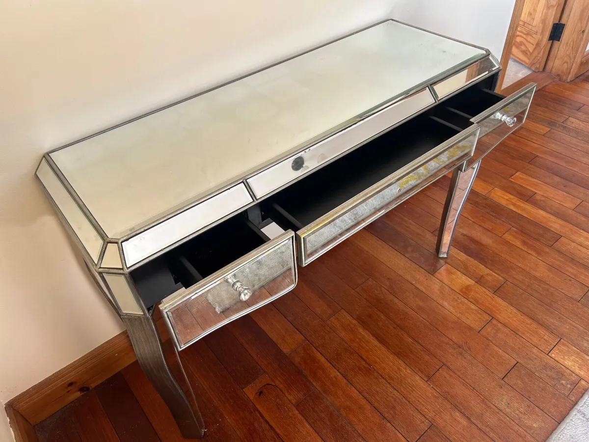 Mirror dressing table - Image 2