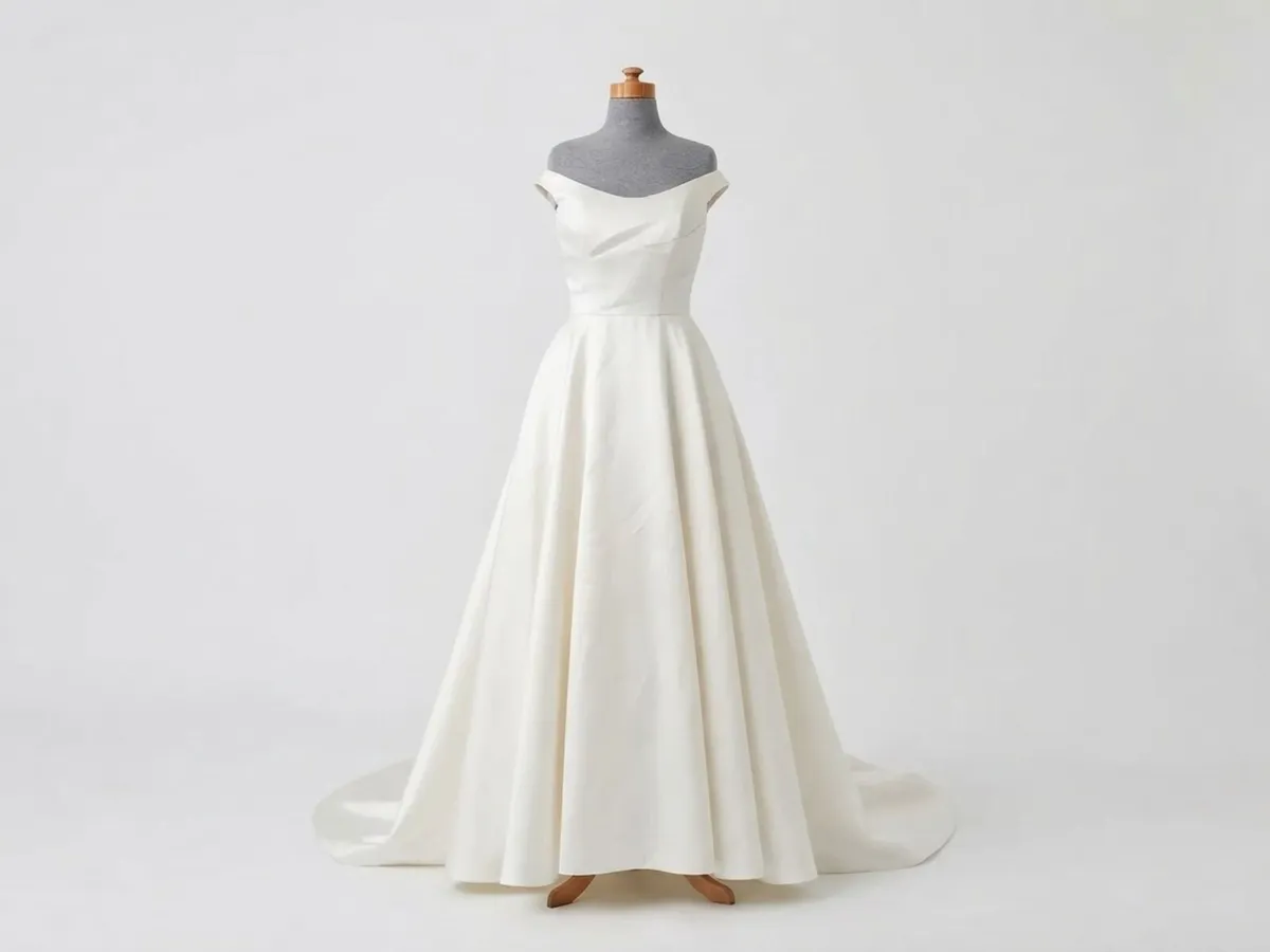 Wedding Dresses Auction - Image 3