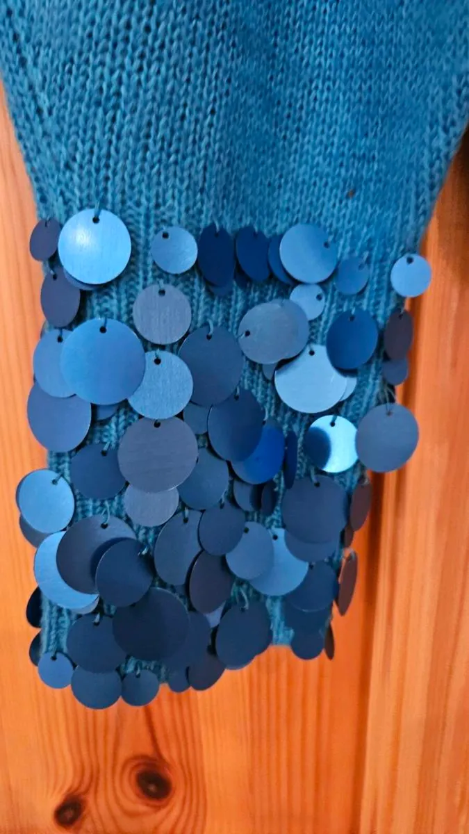 Jumper - Image 2