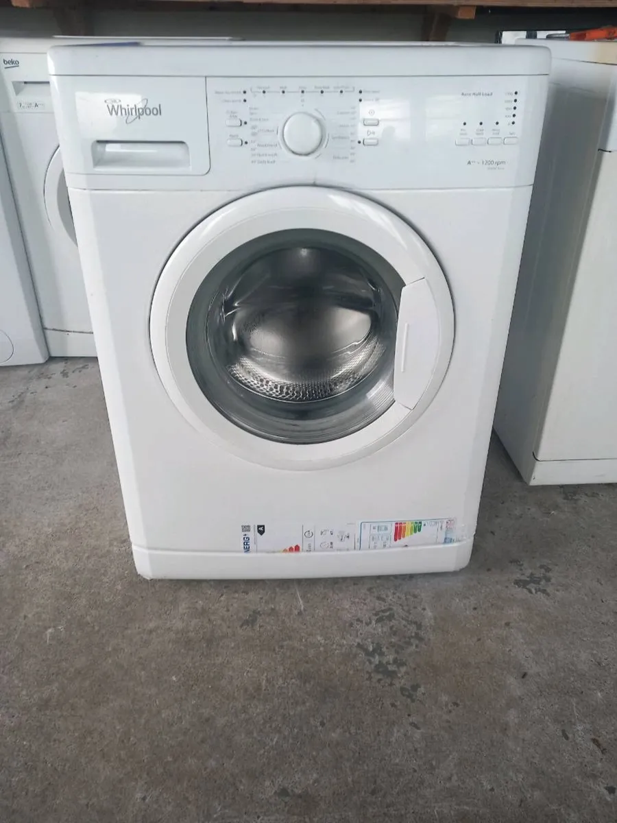 Whirlpool 7kg washing machine - Image 1