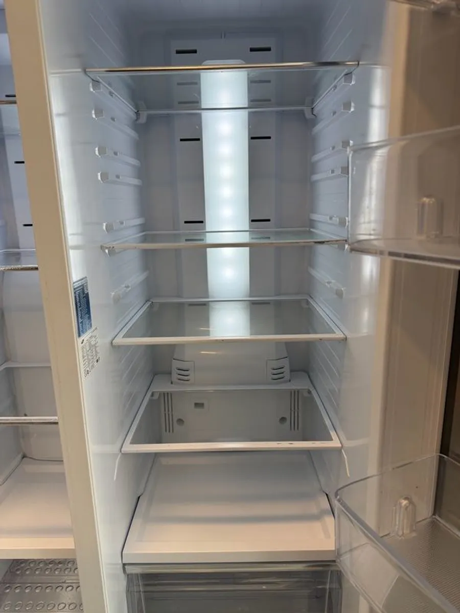 Samsung Fridge Freezer - Image 2