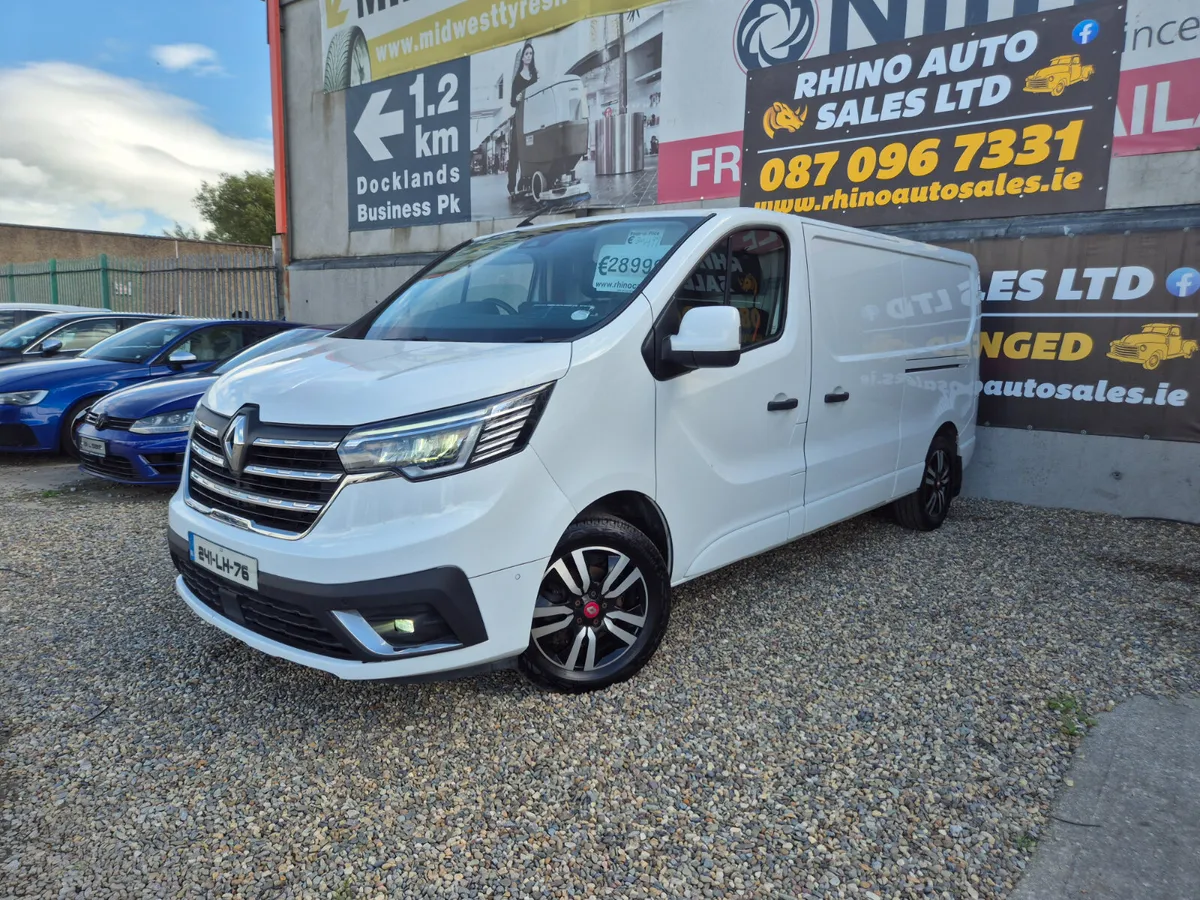 Renault Trafic AUTO.NO VAT 2024 Red edition - Image 1