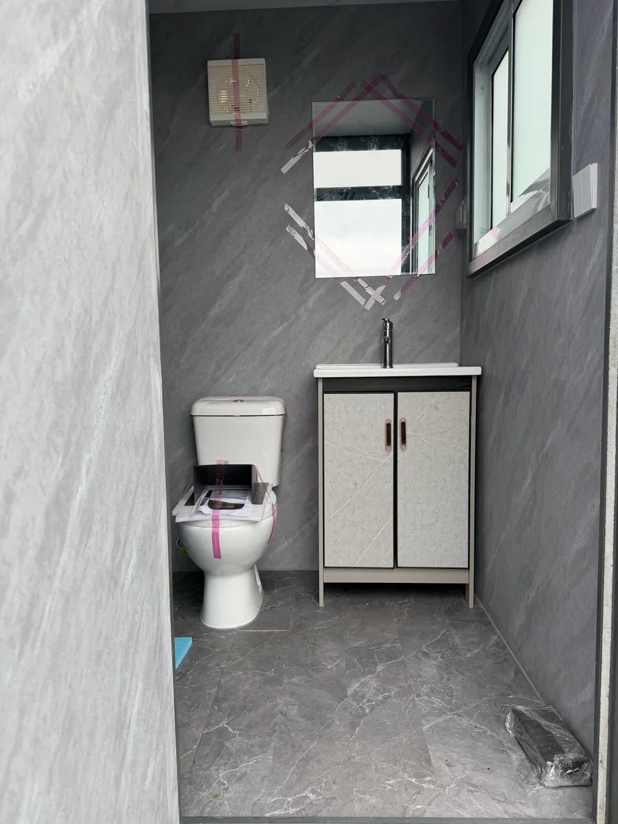 toilet/ shower block unit - Image 3