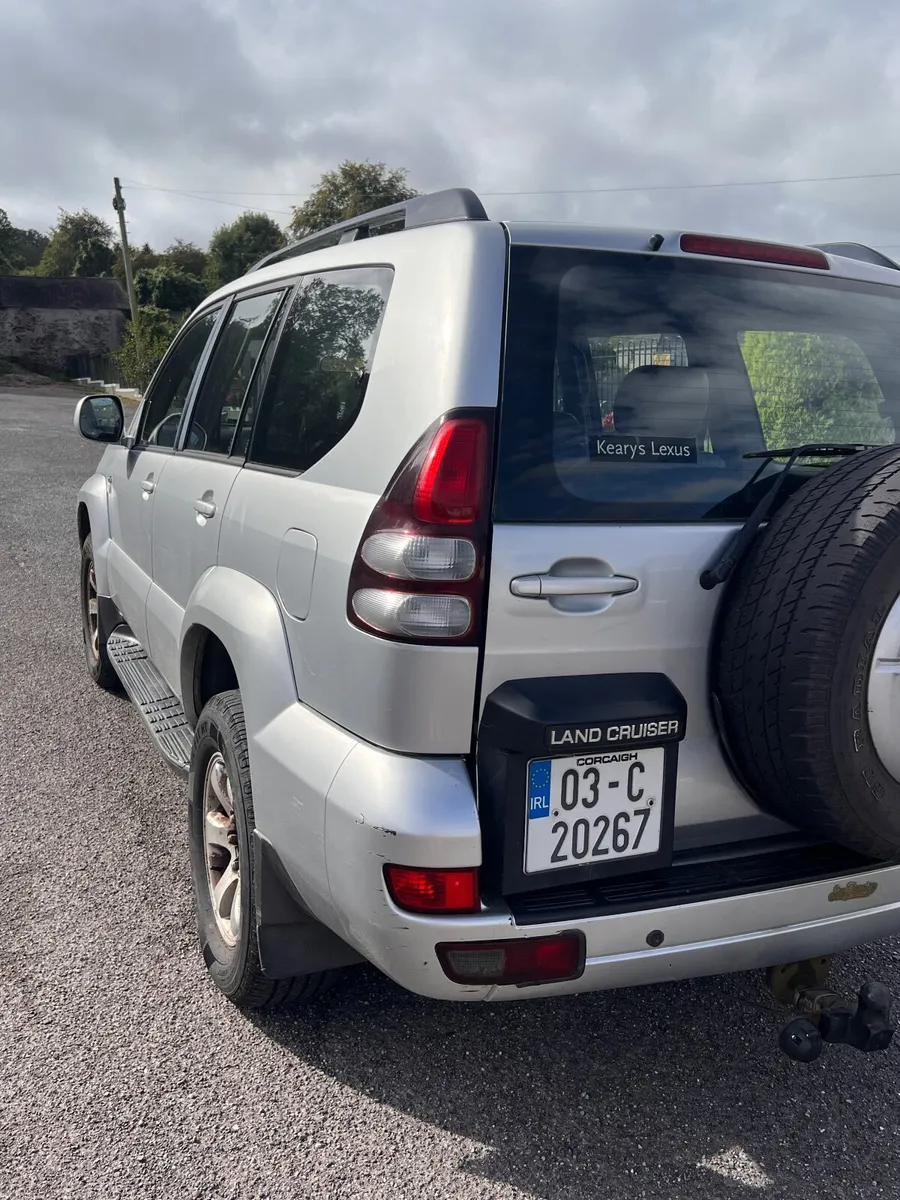 Toyota Land Cruiser 2003 - Image 3