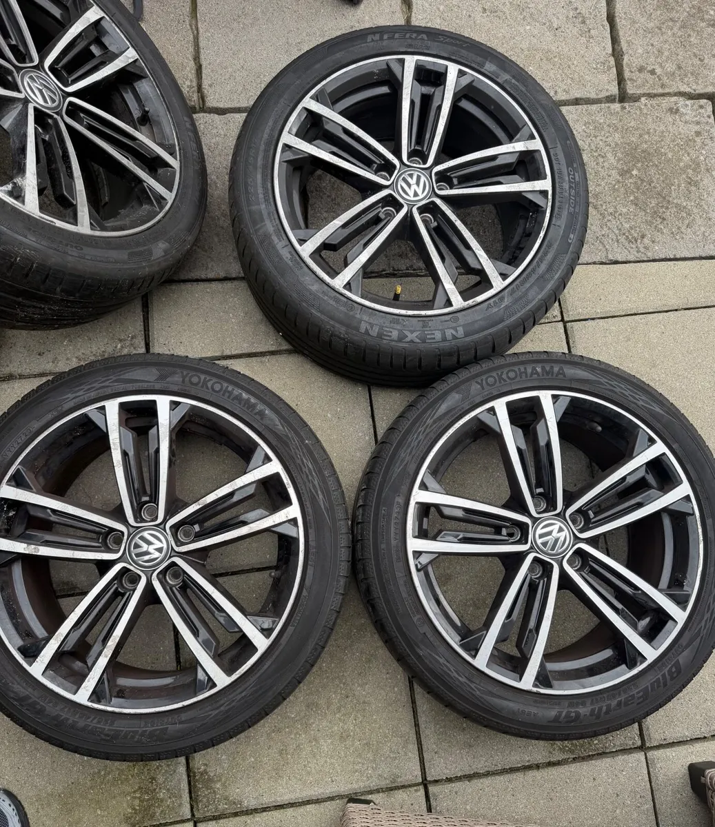 17” VW Alloys - Image 1