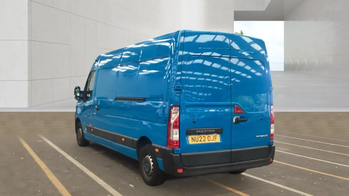 2022 RENAULT MASTER 2.3 150 BHP BUSSINESS LWB - Image 3