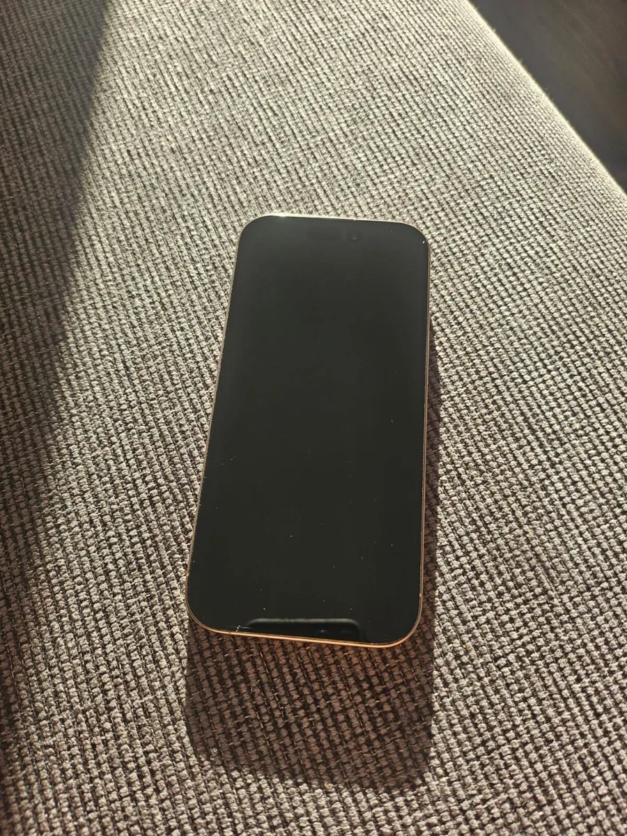 iPhone 16 Pro 256GB factory unlocked - Image 3