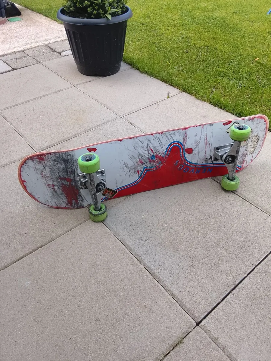 Skateboard - Image 1