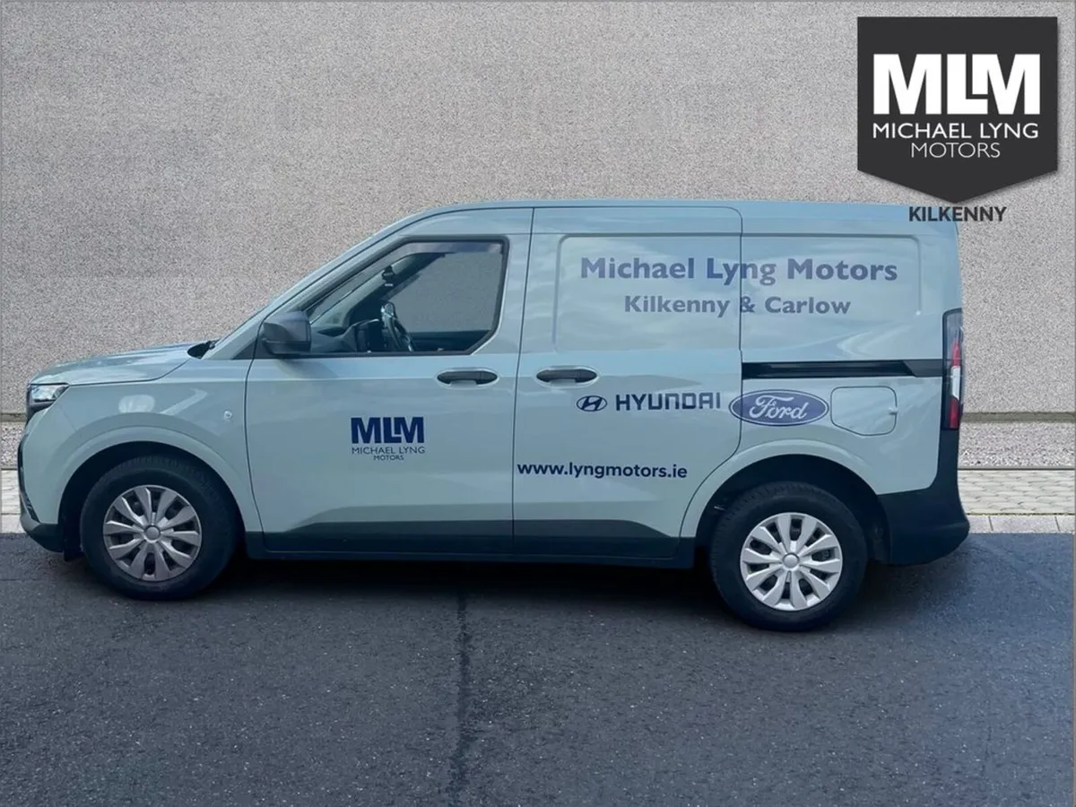 Ford Transit Courier Trend 1.5L Ecoblue 100PS M6 F - Image 3