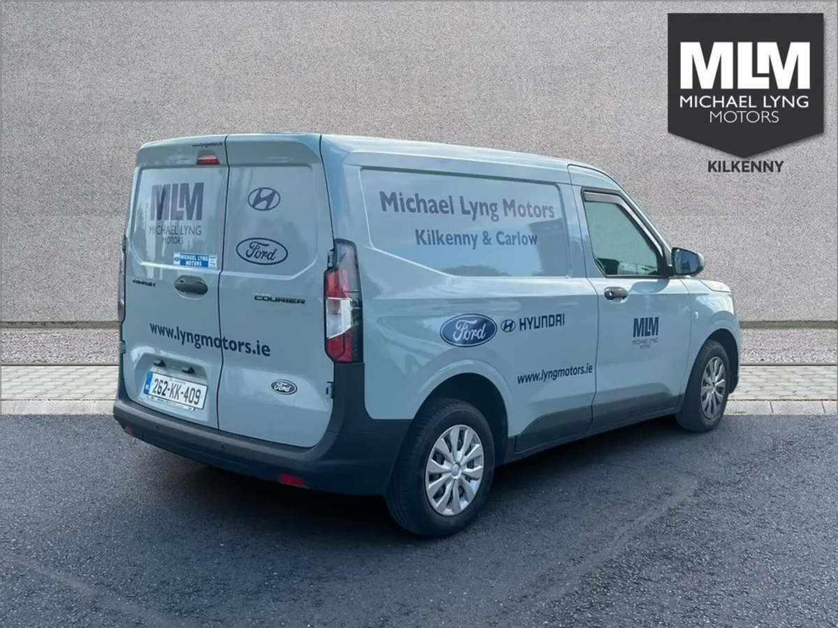 Ford Transit Courier Trend 1.5L Ecoblue 100PS M6 F - Image 4