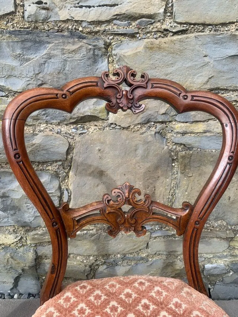 Victorian Carved Walnut Chairs. - Image 3