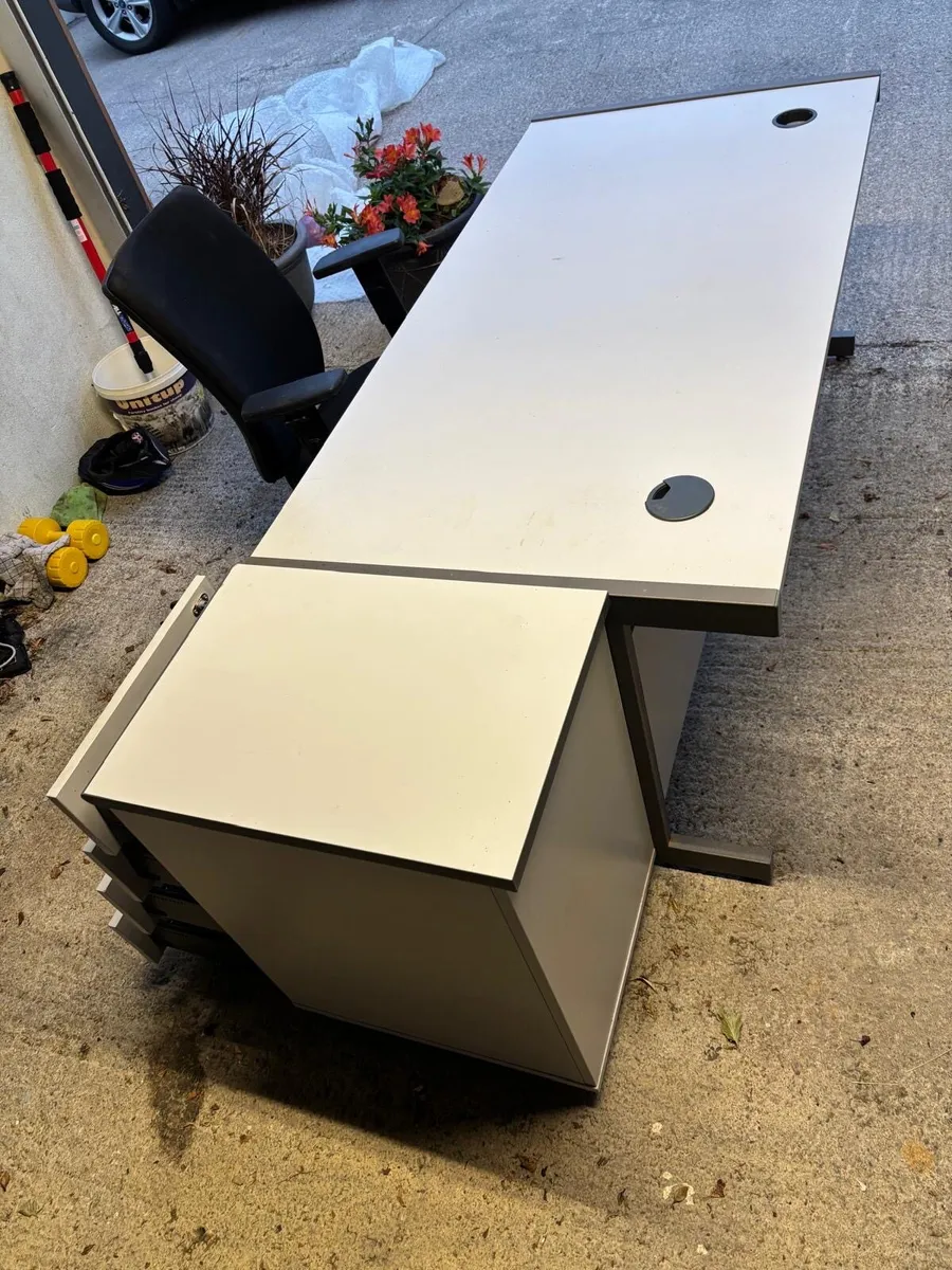 Study/office desk and chair - Image 2