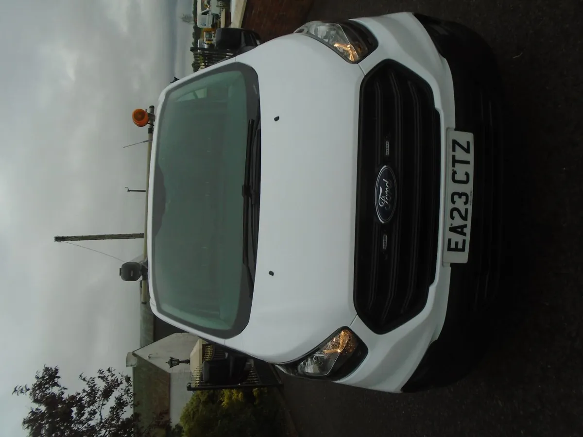 2023 Ford Transit Custom LWB. - Image 2