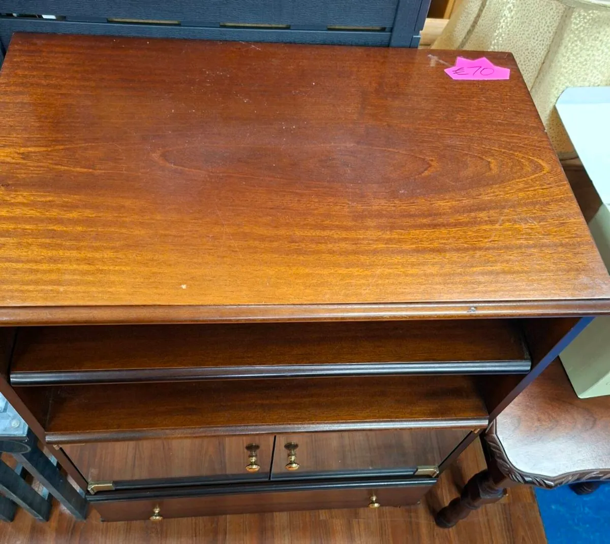 TELEVISION TABLE - Image 2