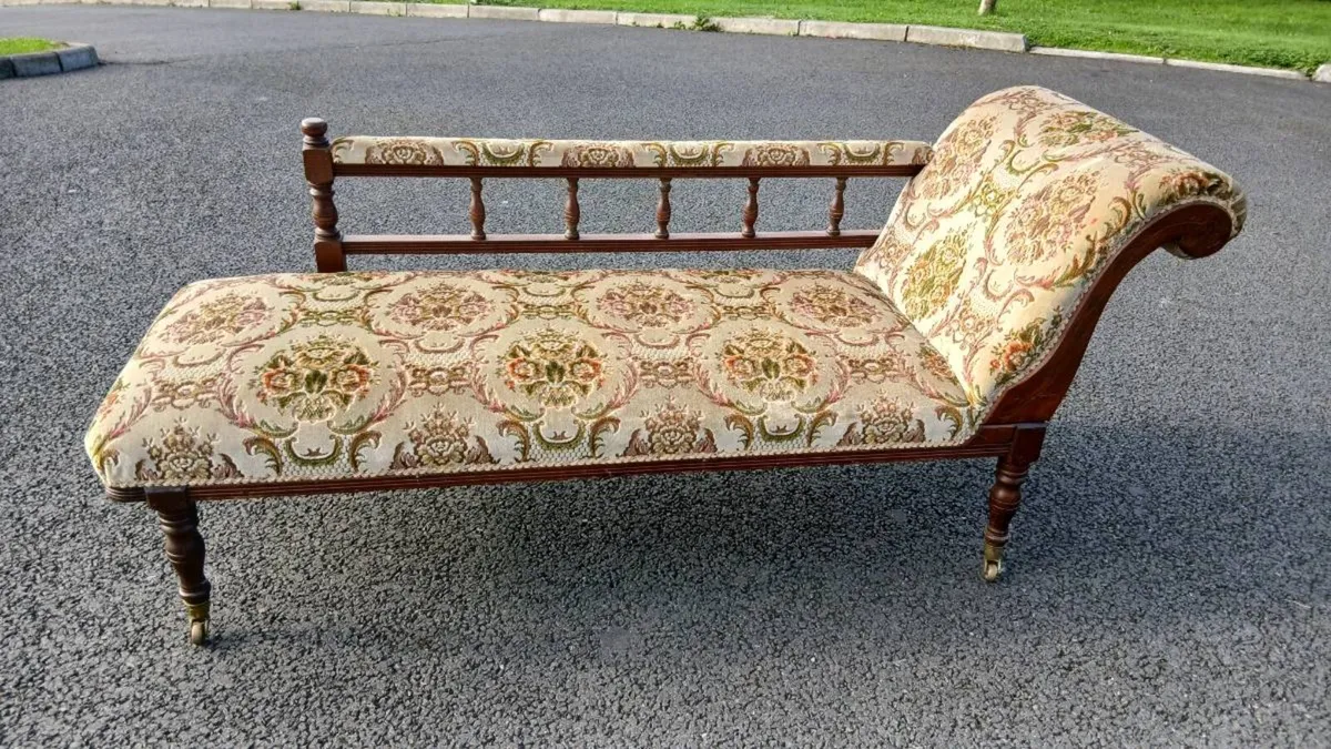 Chaise Longue - Image 2