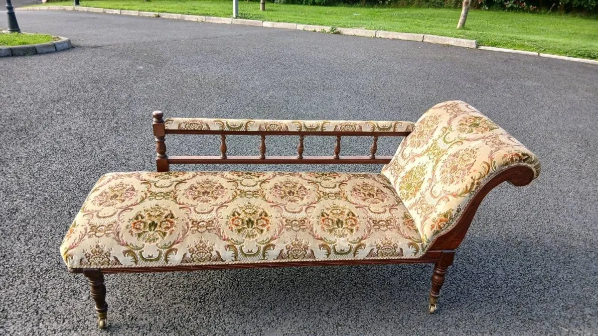 Chaise Longue - Image 3