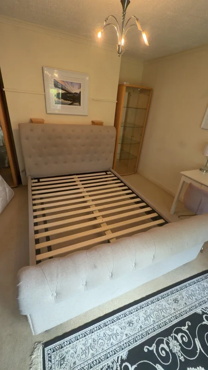 King-sized beige tuffed bedframe - Image 3