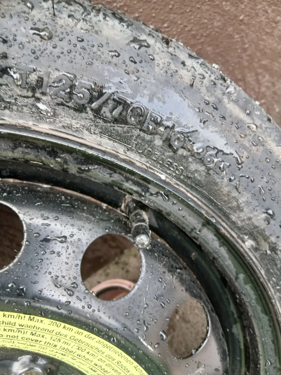 Wheels and tyre - Image 1