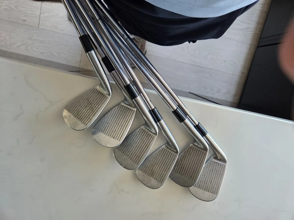 Taylormade Golf clubs - Image 4