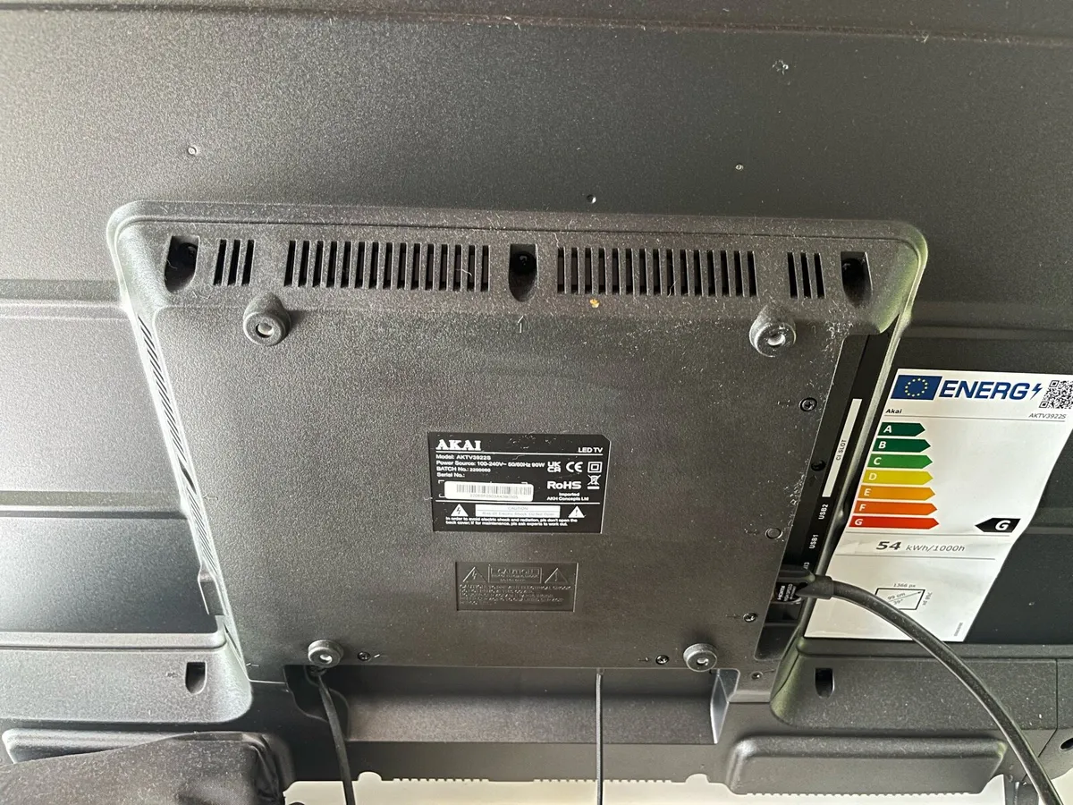 39’ Smart TV - Image 2