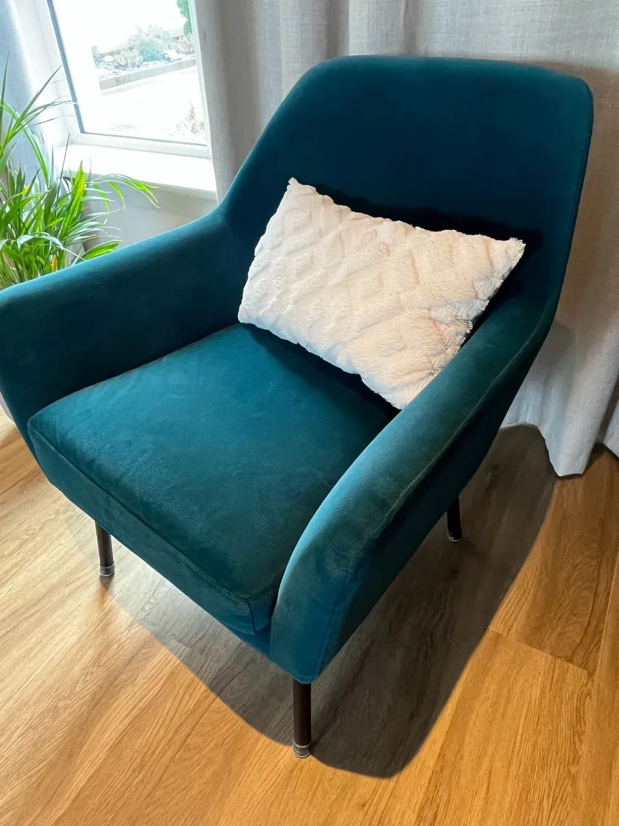 Marks & Spencer Freya Velvet Armchair - Image 3