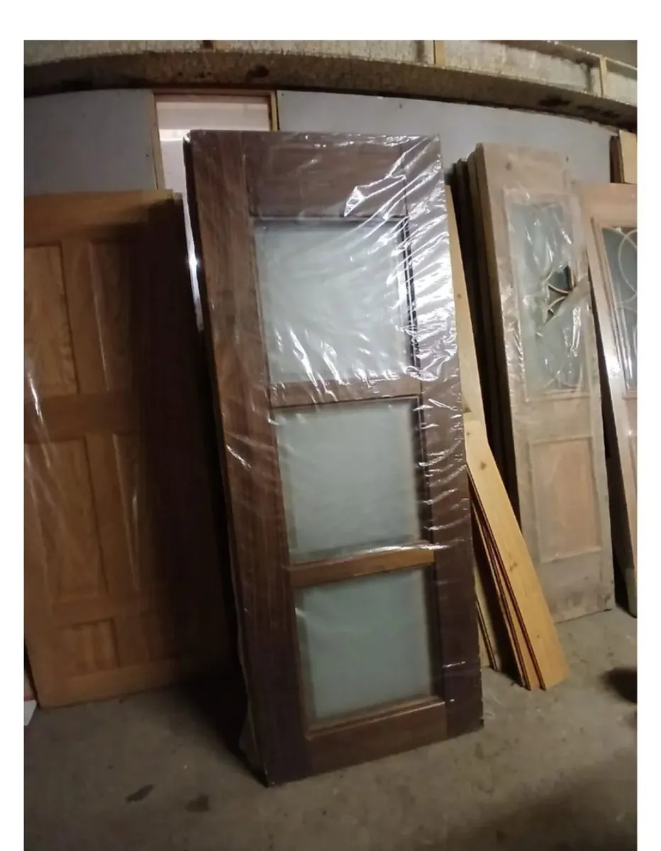 🚪 A GLIMPSE OF OUR CURRENT RECLAIMED DOOR COLLECT - Image 2