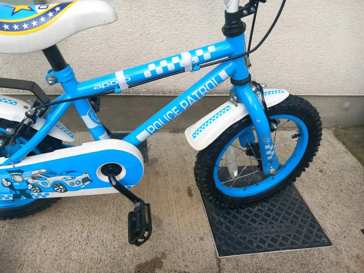 Kids police patrol bike size 14 inch wheels - Image 4